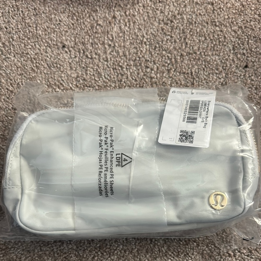 Lululemon mint Crossbody Bag